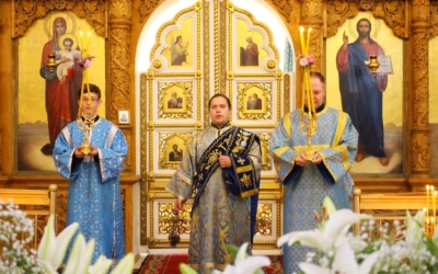 Епископ Сергий совершил Божественную литургию в день празднования Успения Пресвятой Богородицы