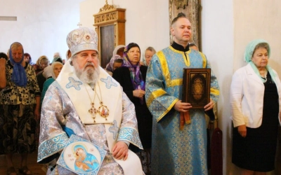 Епископ Сергий совершил Божественную литургию в день празднования Успения Пресвятой Богородицы