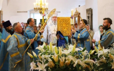 Епископ Сергий совершил Божественную литургию в день празднования Успения Пресвятой Богородицы