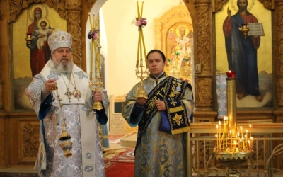 Епископ Сергий совершил Божественную литургию в день празднования Успения Пресвятой Богородицы