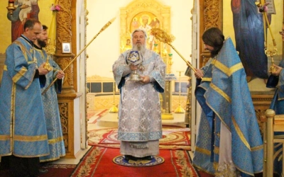 Епископ Сергий совершил Божественную литургию в день празднования Успения Пресвятой Богородицы