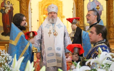 Епископ Сергий совершил Божественную литургию в день празднования Успения Пресвятой Богородицы
