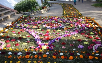 Чин погребения Плащаницы Пресвятой Богородицы