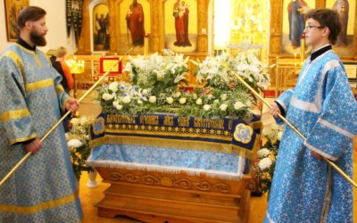 Чин погребения Плащаницы Пресвятой Богородицы