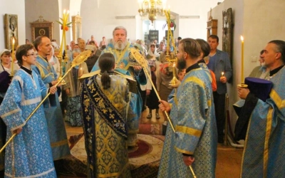 Чин погребения Плащаницы Пресвятой Богородицы