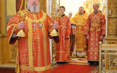 Архиерейское богослужение в день памяти Сщмч. Макария (Гневушева)