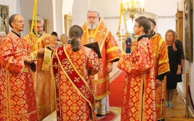 Архиерейское богослужение в день памяти Сщмч. Макария (Гневушева)