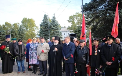 76 годовщина освобождения Смоленщины от немецко-фашистских захватчиков