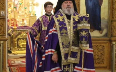 Всенощное бдение накануне двунадесятого праздника Воздвижения Честнаго и Животворящего Креста Господ