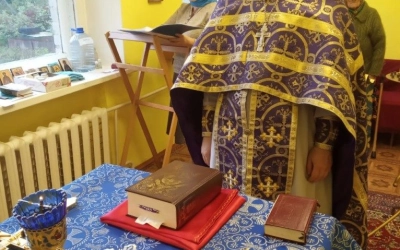 Первая Божественная литургия в Кармановской больнице