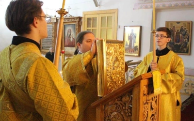 Божественная литургия в день памяти Апостола и Евангелиста Иоанна Богослова