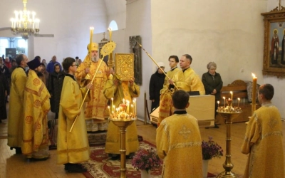 Божественная литургия в Неделю 17-ю по Пятидесятнице