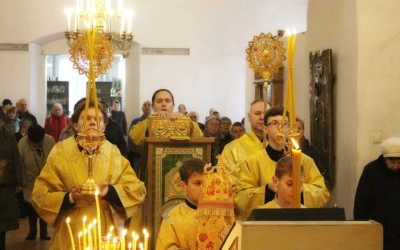 Божественная литургия в Неделю 17-ю по Пятидесятнице