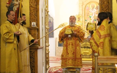 Божественная литургия в Неделю 17-ю по Пятидесятнице