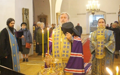 Всенощное бдение в канун Покрова Пресвятой Богородицы