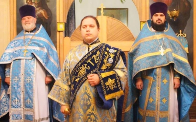 Архиерейское богослужение в праздник Покрова Пресвятой Богородицы в храме села Покров