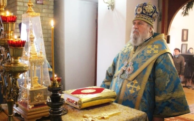 Архиерейское богослужение в праздник Покрова Пресвятой Богородицы в храме села Покров