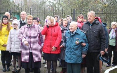 Архиерейское богослужение в праздник Покрова Пресвятой Богородицы в храме села Покров