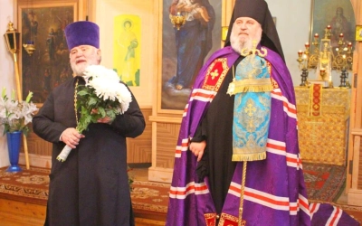 Архиерейское богослужение в праздник Покрова Пресвятой Богородицы в храме села Покров