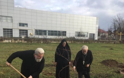 Владыка Сергий посетил Свято-Тихвинское подворье
