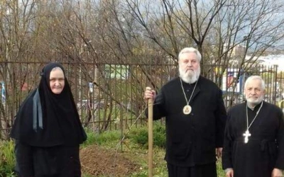 Владыка Сергий посетил Свято-Тихвинское подворье