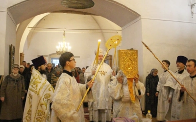 Божественная литургия в Димитриевскую родительскую субботу