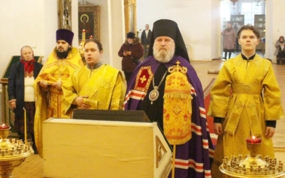 Божественная литургия в Неделю 20-ю по Пятидесятнице, дня памяти Прп. Илариона Великого