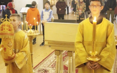 Божественная литургия в Неделю 20-ю по Пятидесятнице, дня памяти Прп. Илариона Великого