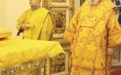 Божественная литургия в Неделю 20-ю по Пятидесятнице, дня памяти Прп. Илариона Великого