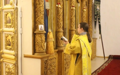 Божественная литургия Архиерейским чином, в Неделю 22-ю