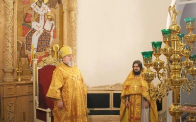 Божественная литургия Архиерейским чином, в Неделю 22-ю