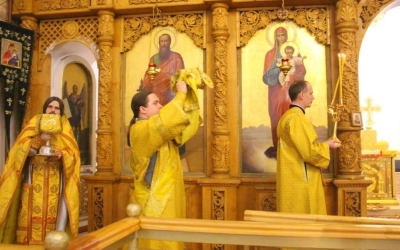 Божественная литургия Архиерейским чином, в Неделю 22-ю