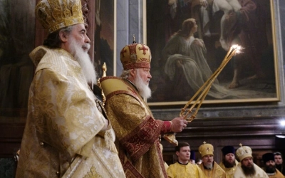 Предстоятели Иерусалимской и Русской Православных Церквей совершили Литургию в Храме Христа Спасител