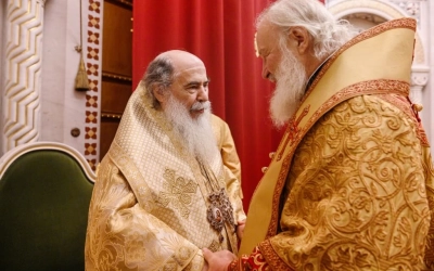 Предстоятели Иерусалимской и Русской Православных Церквей совершили Литургию в Храме Христа Спасител