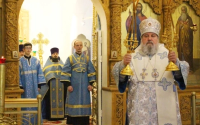 Архиерейское служение накануне праздника Введения во храм Пресвятой Богородицы