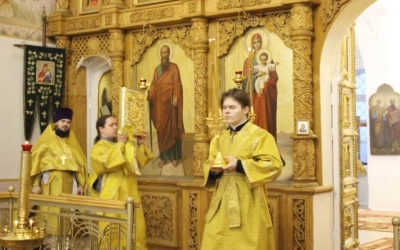 Божественная литургия Архиерейским чином, в Неделю 26-ю по Пятидесятнице