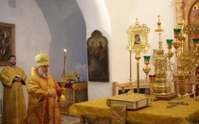 Божественная литургия Архиерейским чином, в Неделю 26-ю по Пятидесятнице