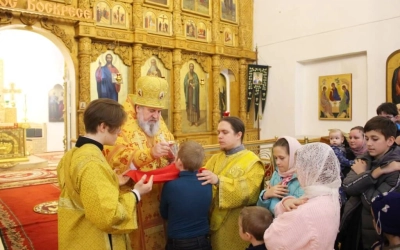 Божественная литургия Архиерейским чином, в Неделю 26-ю по Пятидесятнице