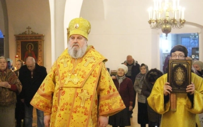 Божественная литургия Архиерейским чином, в Неделю 26-ю по Пятидесятнице