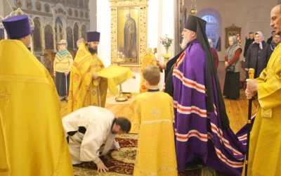 Божественная литургия Архиерейским чином, в Неделю 29-ю по Пятидесятнице