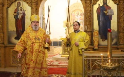 Божественная литургия Архиерейским чином, в Неделю 29-ю по Пятидесятнице