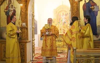 Божественная литургия Архиерейским чином, в Неделю 29-ю по Пятидесятнице