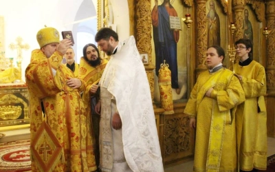 Божественная литургия Архиерейским чином, в Неделю 29-ю по Пятидесятнице