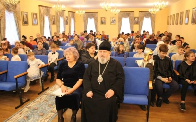 Рождественская Архиерейская ёлка для детей