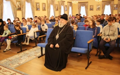 Рождественская Архиерейская ёлка для детей