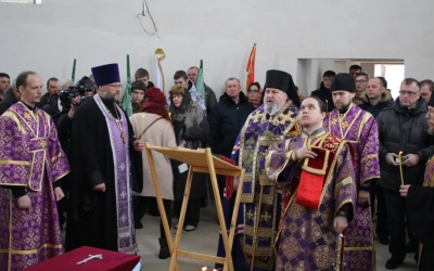 Отпевание и погребение воинов в деревне Рыбки