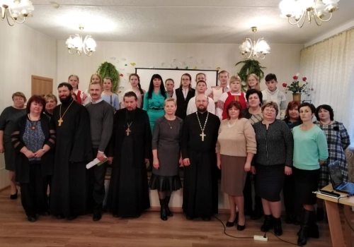 На базе Новодугинской детской школы искусств состоялся муниципальный этап Рождественских образовательных чтений «Великая Победа: наследие и наследники»