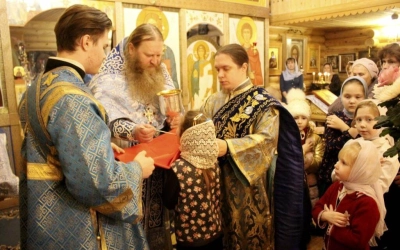 престольный праздник в храме иконы Божией Матери «Отрада и Утешение»