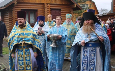 престольный праздник в храме иконы Божией Матери «Отрада и Утешение»