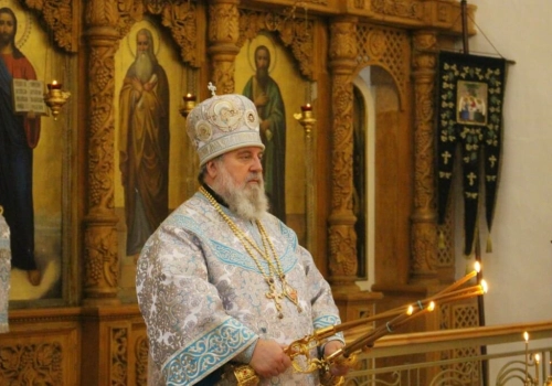 В праздник Успения Пресвятой Богородицы Епископ Вяземский и Гагаринский Сергий совершил Литургию в Свято-Троицком кафедральном соборе города Вязьма